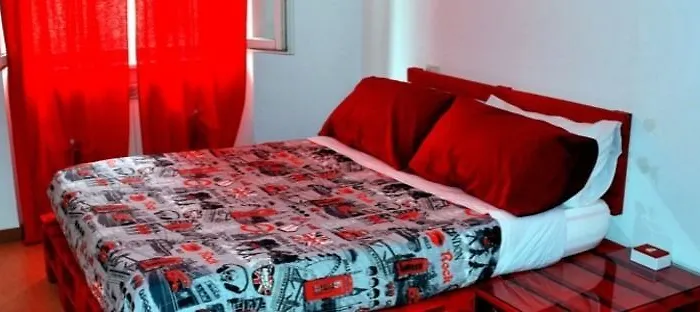 Uptown B'n'b Πανσιόν 2*