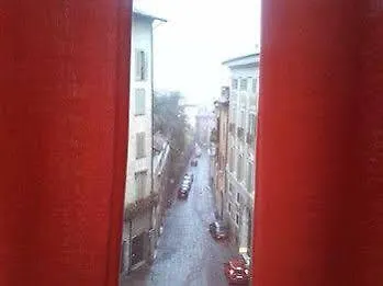 Uptown B'n'b Πανσιόν 2*